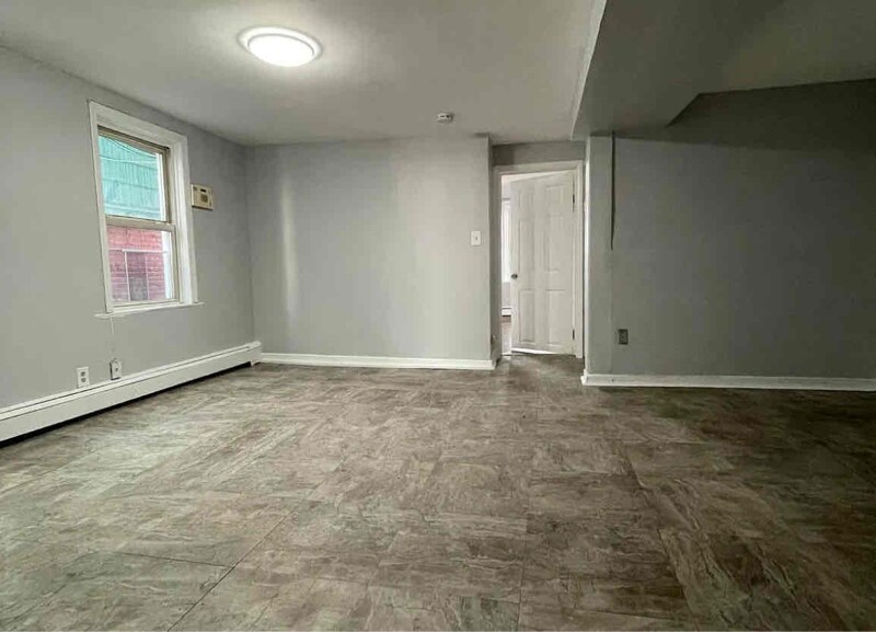 Foto del edificio - 57 Stevens Ave