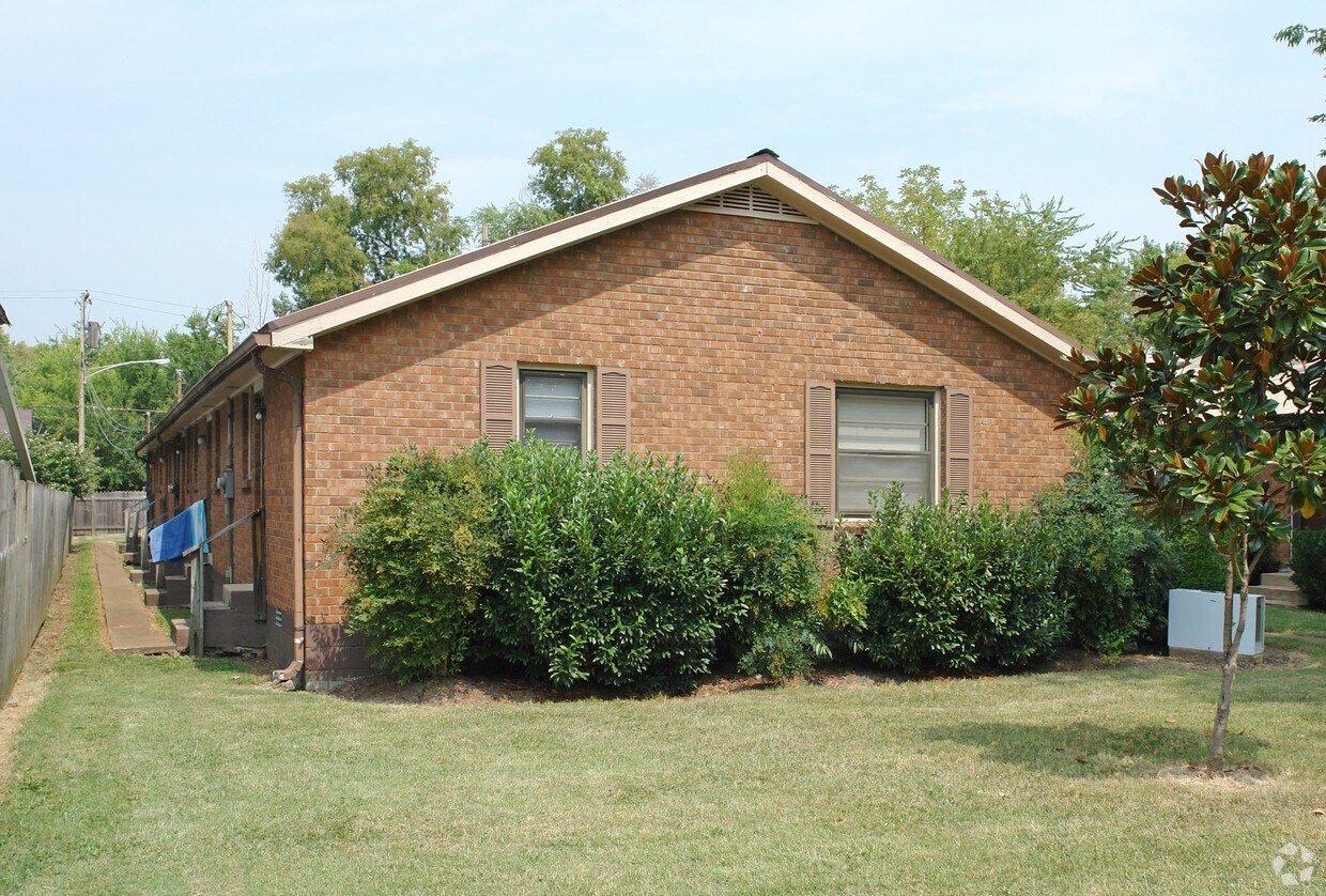 Building Photo - 919 Boscobel St