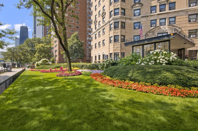 Building Photo - 1400 N Lake Shore Dr