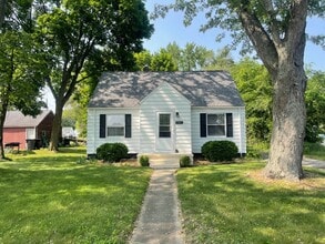 Building Photo - 17615 Hepler St