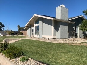 Building Photo - 4641 Cameo Dr