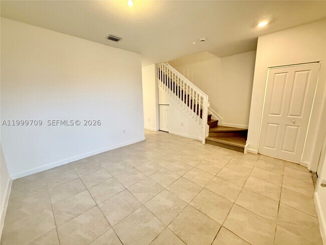 Foto del edificio - 12223 NW 23rd Ave