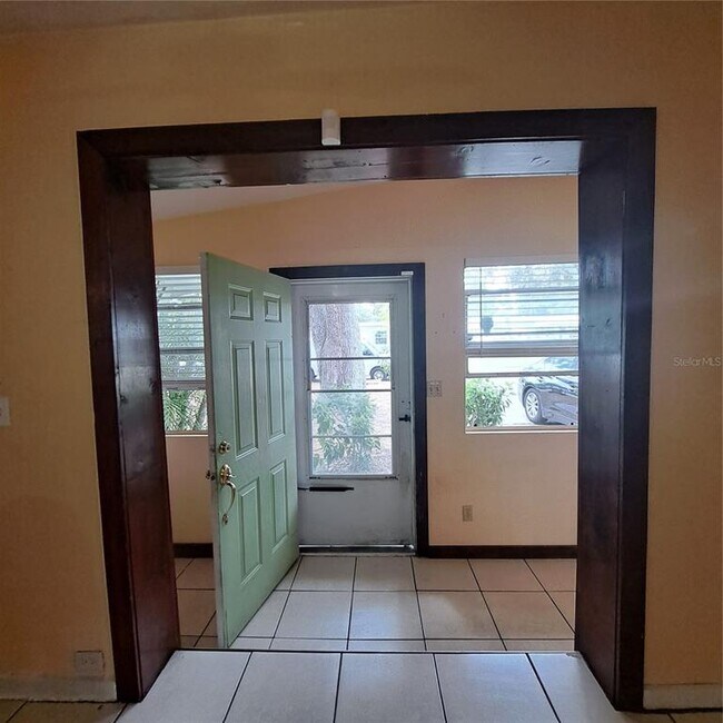 Foto del edificio - 627 61st Ave S