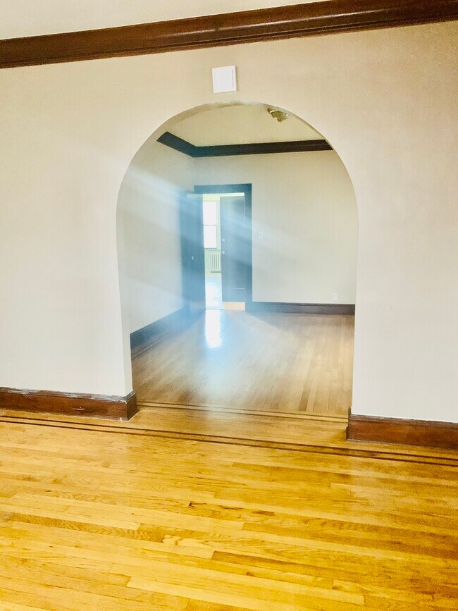 Foto del edificio - 27 Netherwood Pl
