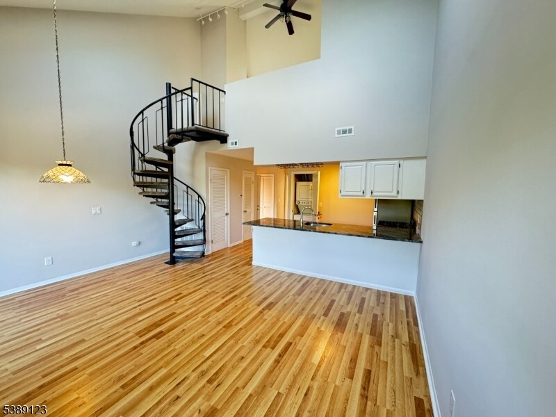 Foto principal - 2 Stowe Ct