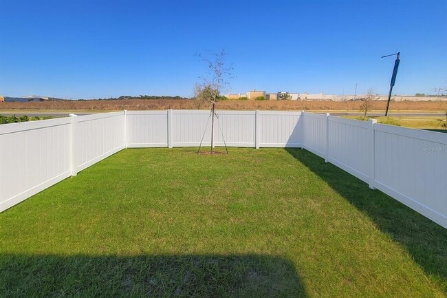 Building Photo - 3147 Totem Rd