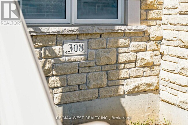 Building Photo - 308 Delray Dr