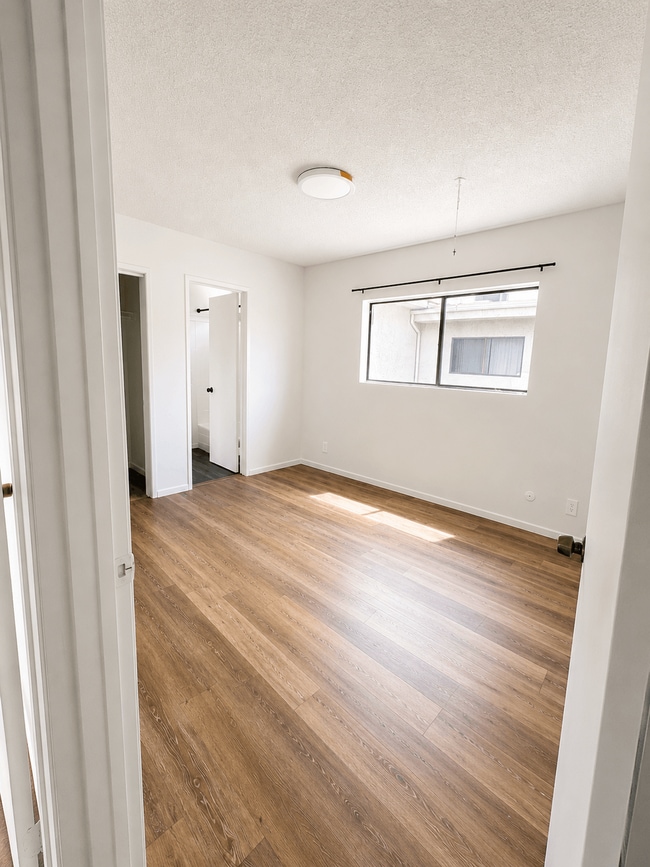 Building Photo - 7340 Haskell Avenue