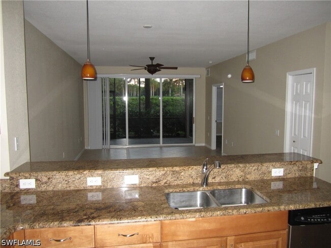 Building Photo - 10033 Heather Ln