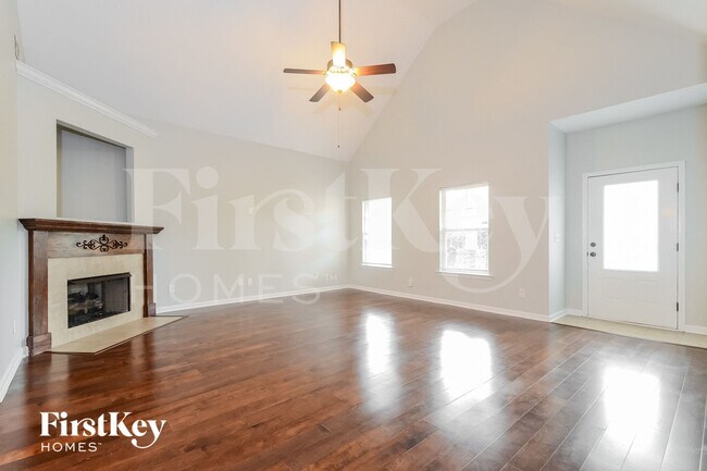 Building Photo - 8253 Owen Park Dr