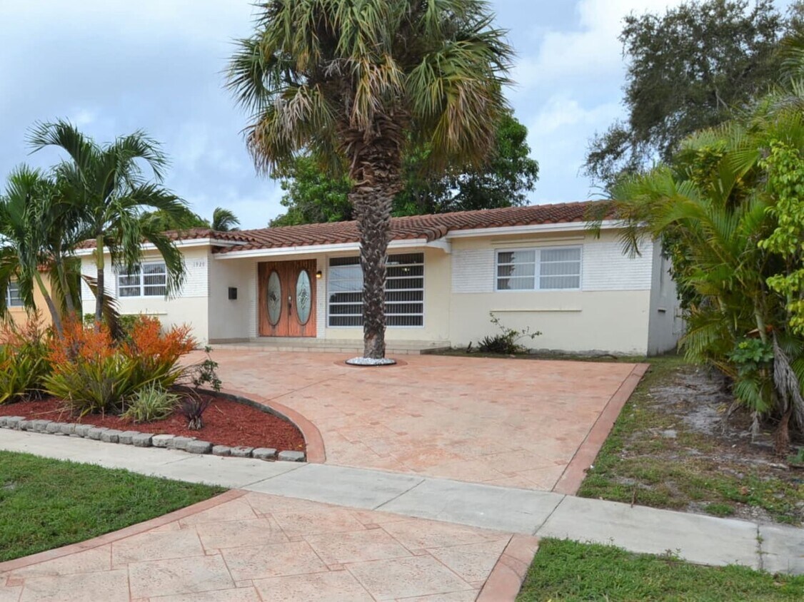 Foto principal - 1920 N 53rd Ave