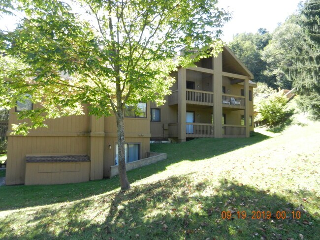 Foto del edificio - 5915 US-219