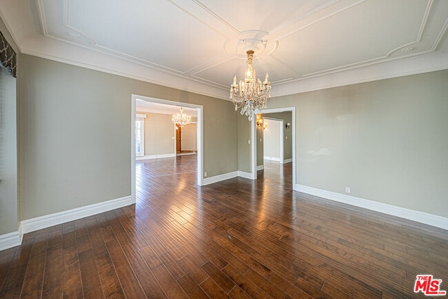 Building Photo - 1219 S Gramercy Pl