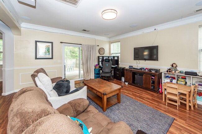 Foto del edificio - 3 Bedroom 2.5 Bath Single Family Home in S...