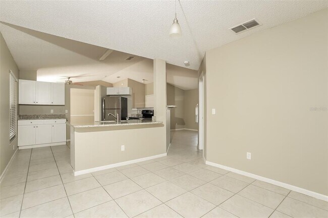 Foto del edificio - 557 Oak Branch Cir