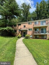 Building Photo - 10506 Weymouth St