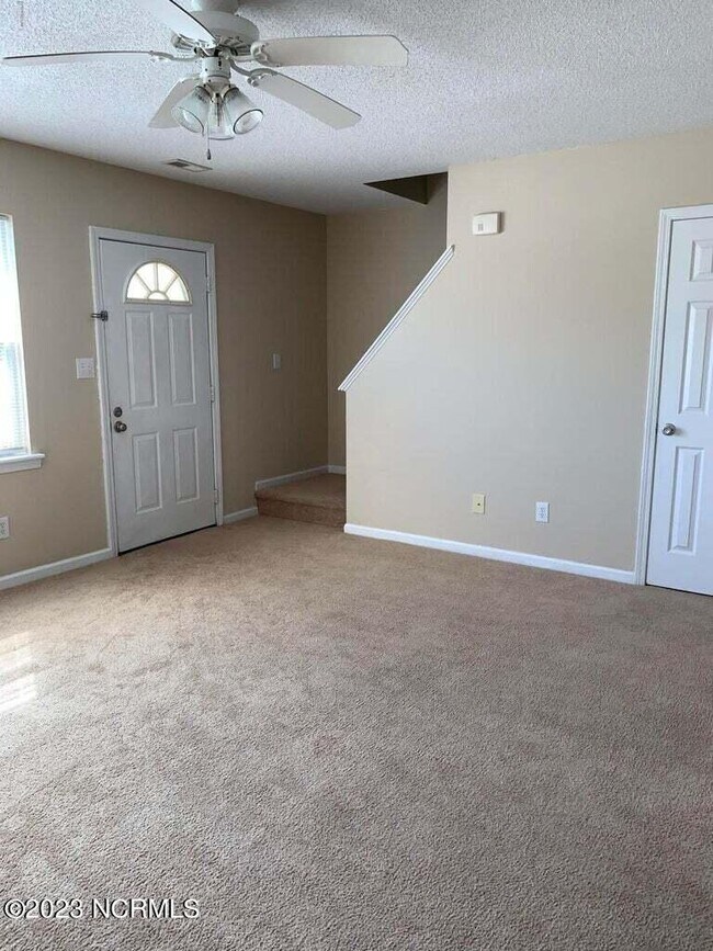 20 Pirates Cove Dr, Swansboro, NC 28584 Townhome Rentals in Swansboro