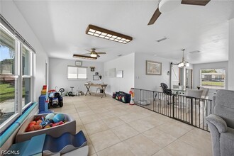 Building Photo - 27256 San Marino Dr