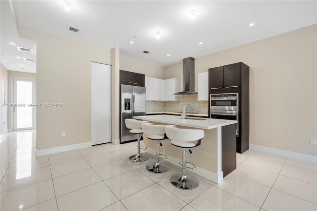 Building Photo - 10280 NW 63rd Terrace