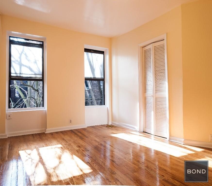Primary Photo - 544-548 W 50th St