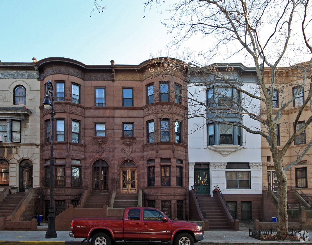 Foto del edificio - 263 Stuyvesant Ave