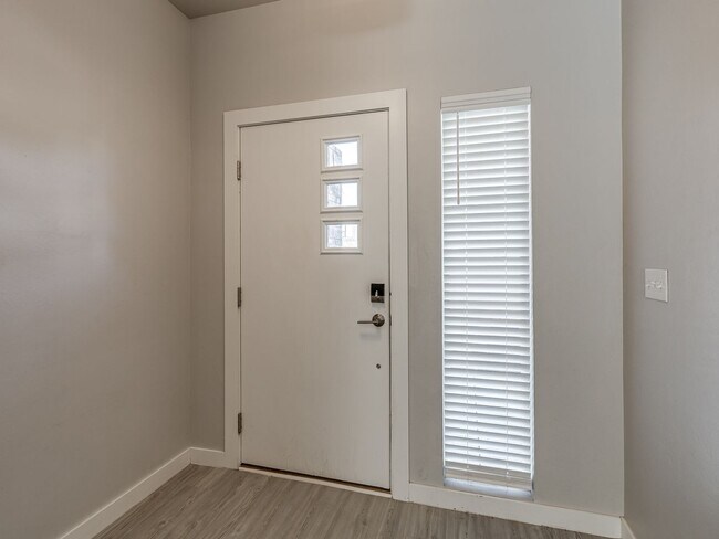 Foto del edificio - 508 NW 176th Terrace