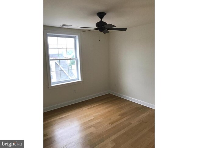 Building Photo - 23 E Butler Ave