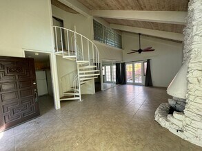 Building Photo - 7439 Herschel Ave