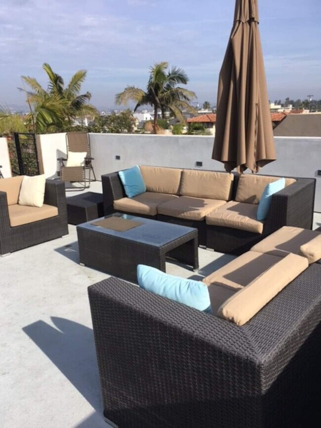 Foto del edificio - 745 Island Ct