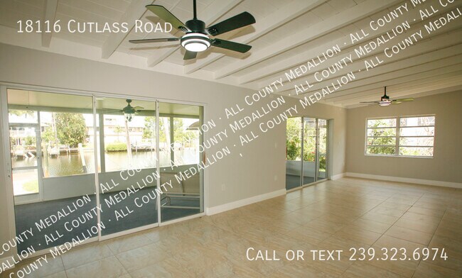 Foto del edificio - Fort Myers Beach Sailboat Access Home in t...