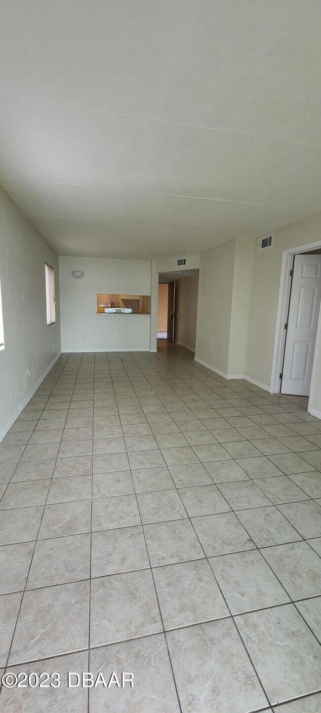 Foto del edificio - 415 N Halifax Ave