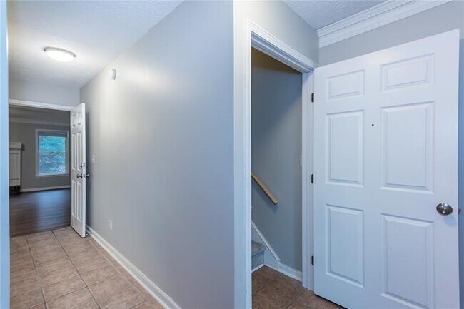 Foto del edificio - 5908 Princess Ln NW