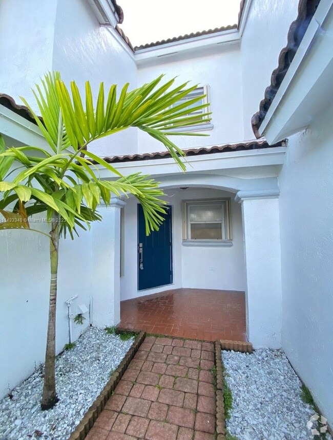 Doral Landings West Apartments for Rent with a Garage Doral, FL 2