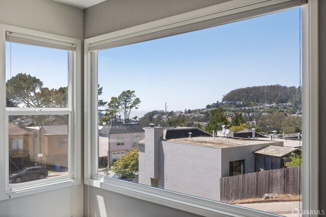 Foto del edificio - 87 Cityview Way