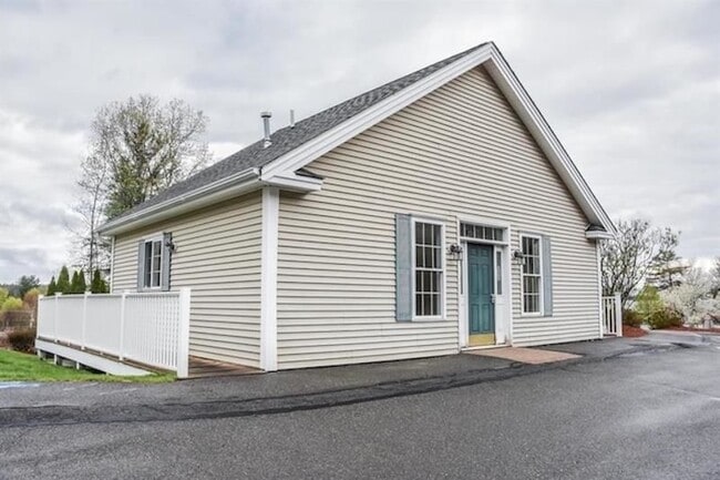 Building Photo - 14 Georgetown Dr