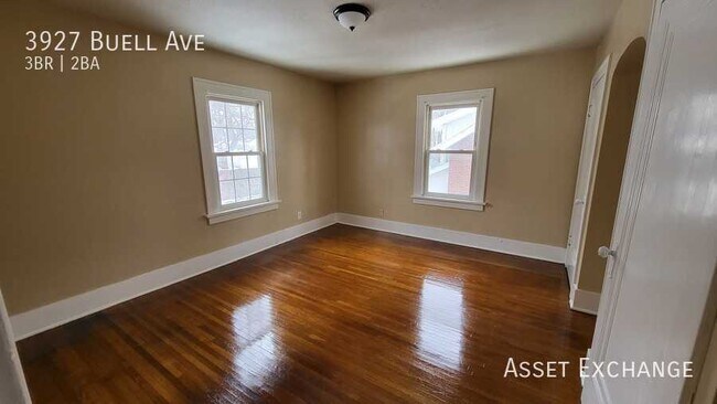 Building Photo - 3927 Buell Ave