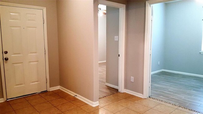 Foto del edificio - 2622 Golden Creek Ln