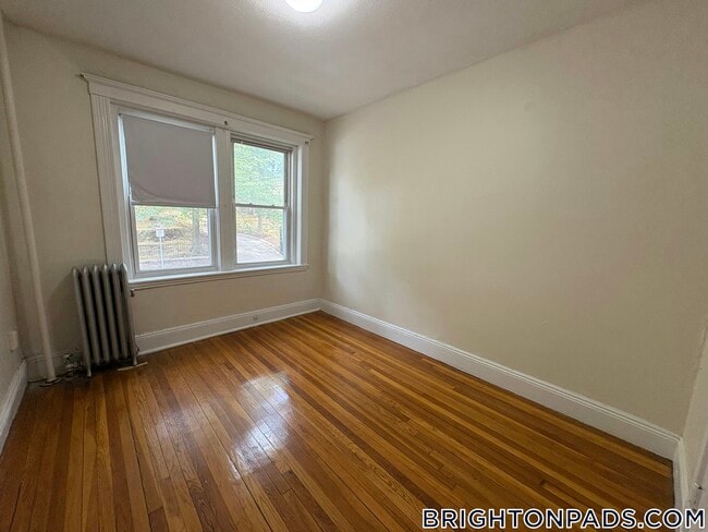 Building Photo - 9 Egremont Rd