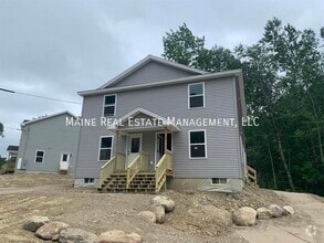 Building Photo - 9 Twin Oak Dr
