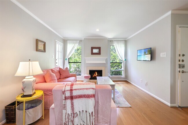 Foto del edificio - 1601 S Shepherd Dr