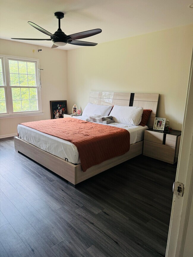 Foto del edificio - 46G Haverhill Ct