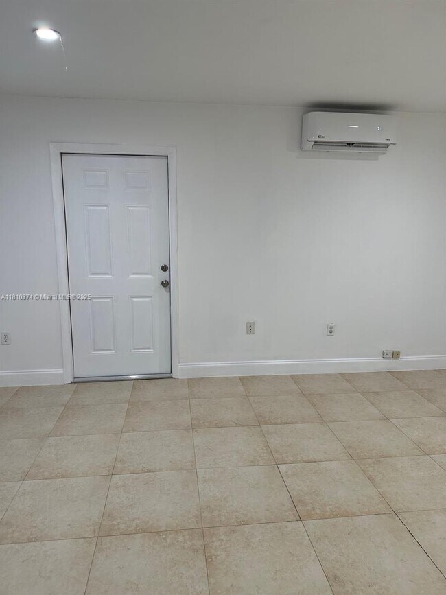 Foto del edificio - 13005 SW 116th Ct