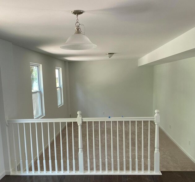 Building Photo - 2682 Valley Dr