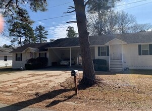 1215 Pine Hill Dr