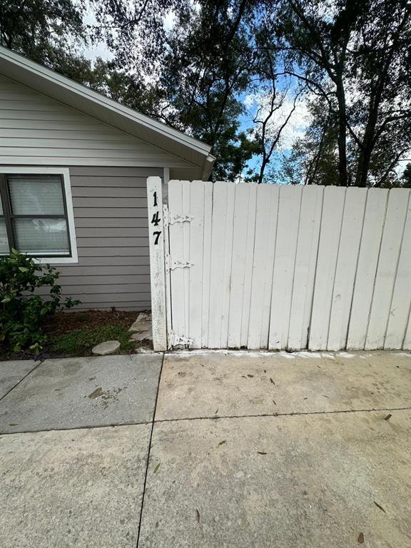 Building Photo - 147 Almond Rd