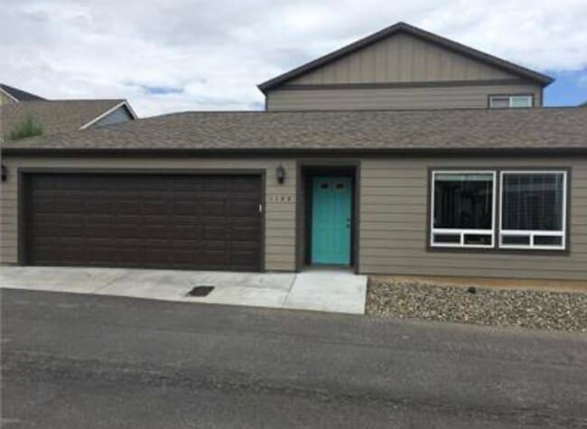Building Photo - 1122 Hourglass Ln