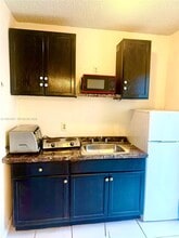 Building Photo - 1822 Cleveland St