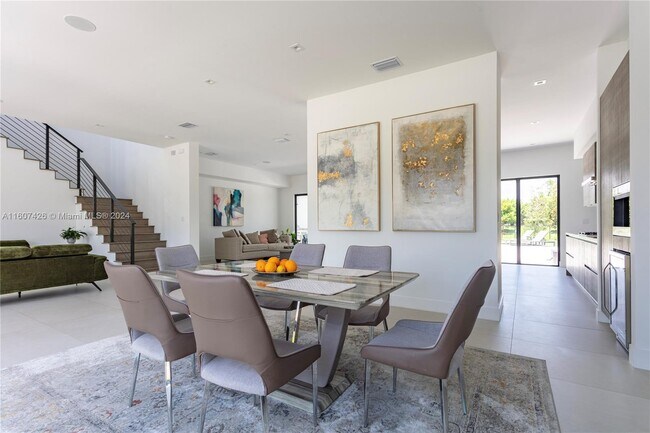 Building Photo - 16693 Botaniko Dr S