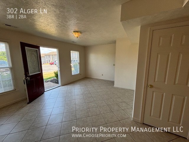 Building Photo - Lease Pending!