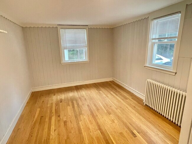 Foto del edificio - 206 Concord St